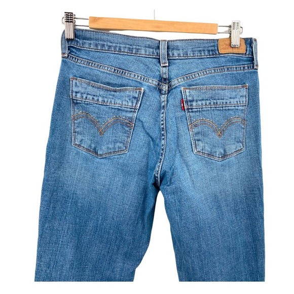 Levi's 515 Boot Cut Medium Wash Jeans - Picture 4 of 13